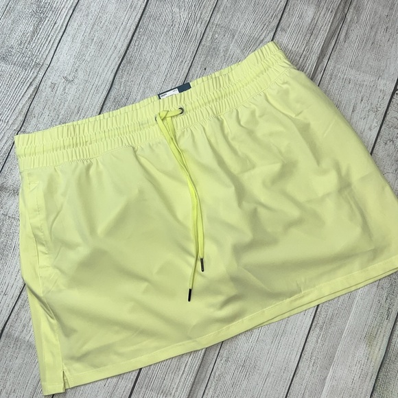 NWT TEK GEAR SKORT - Picture 4 of 8